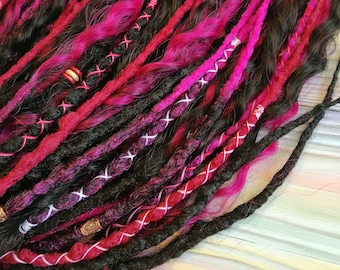 Synthetic crochet dreads extension Сurly dreads hot pink and black, and textured dreads pink blackBoho style dreads De dreadlocks ombre Mix