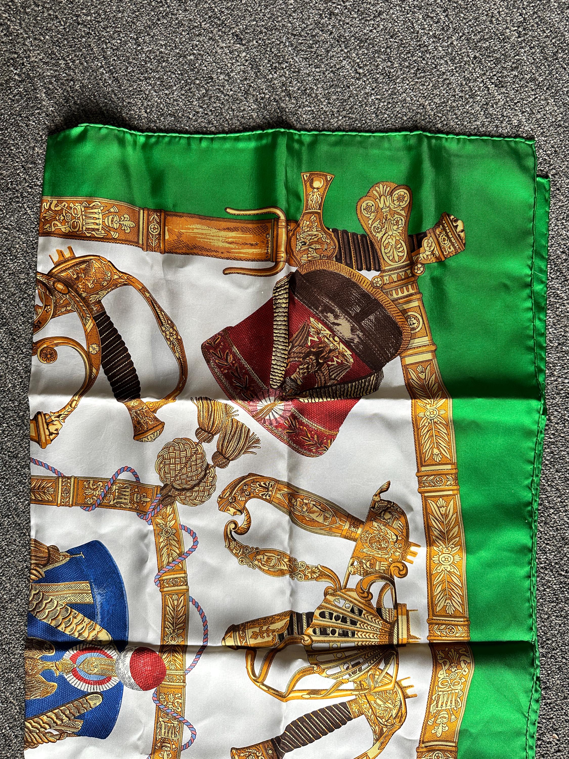 HERMÈS グラン・ユニフォーム シルクスカーフ HERMES エルメス スカーフ カレ90 『GRAND UNIFORME（グラン