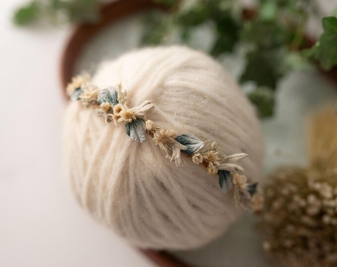Vintage Leaves Halo