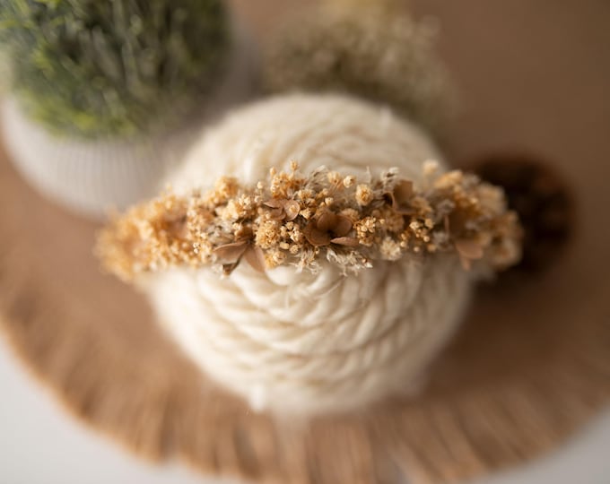 Rustic Ivory Halo