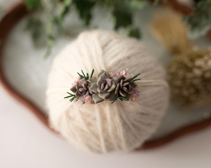 Succulent Tieback