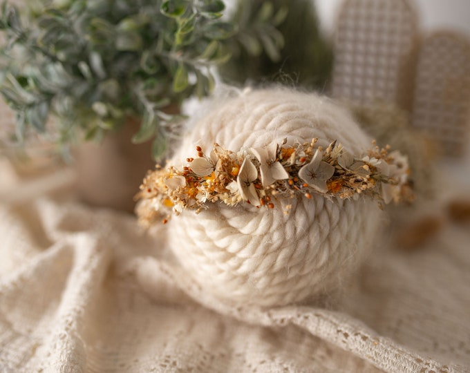 Cream & Mustard Halo