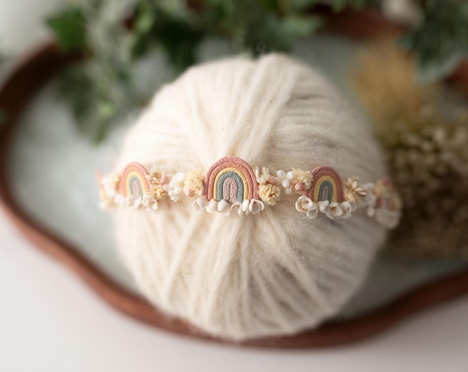 Dainty Rainbow Halo | Pastel | Rich | Neutral