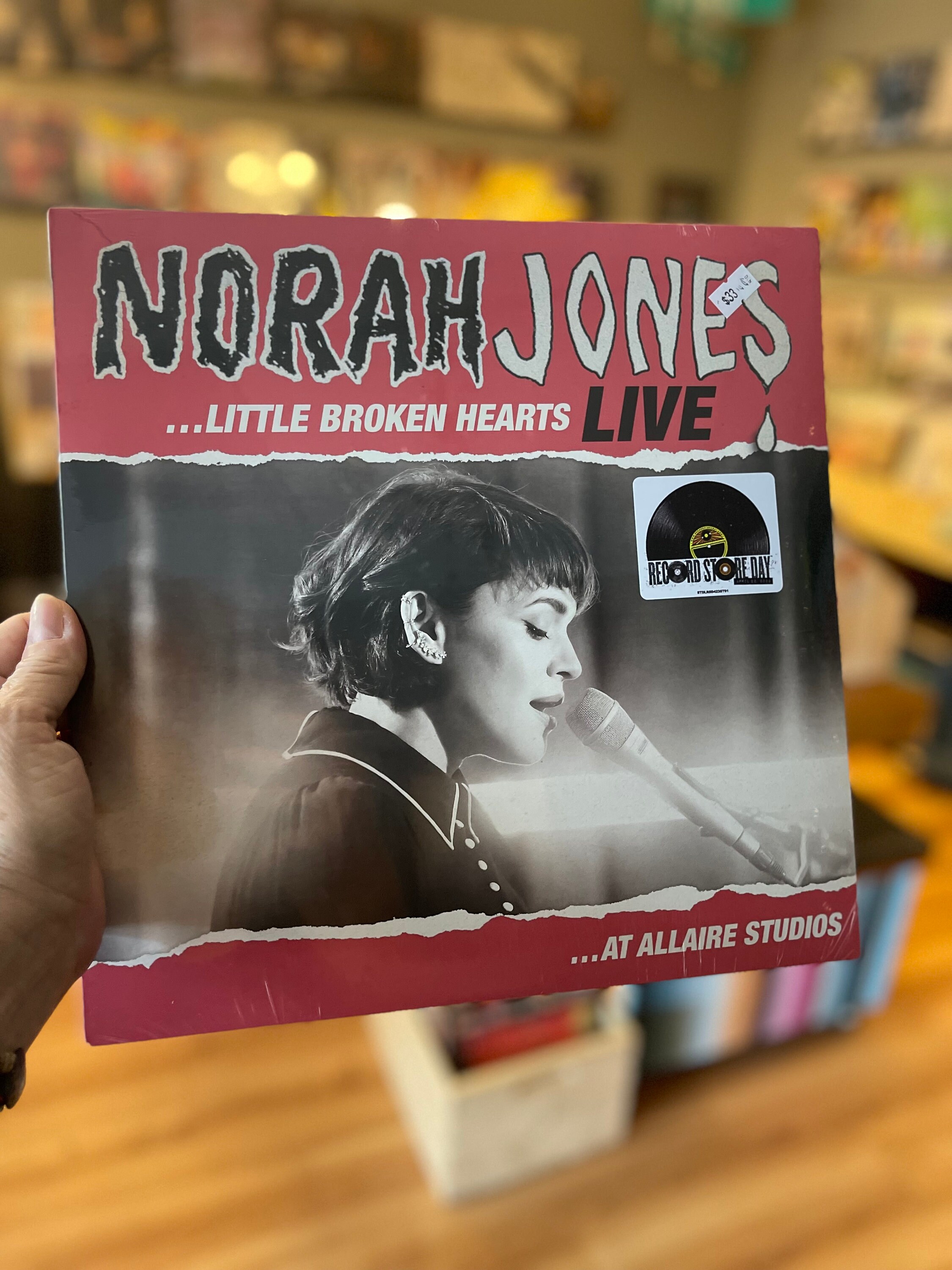 Norah Jones Little Broken Hearts