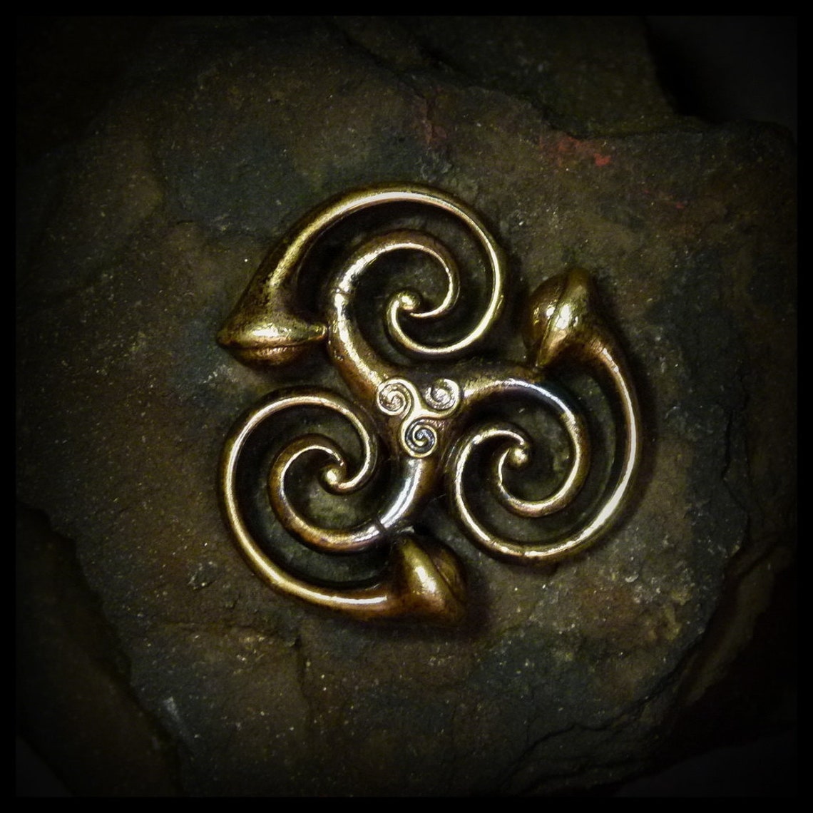 The Triskele by Lowri Thomas The Triskele by Lowri Thomas