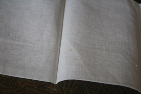 1950's Handkerchief - Cotton Hand Embroidered Vin… - image 4