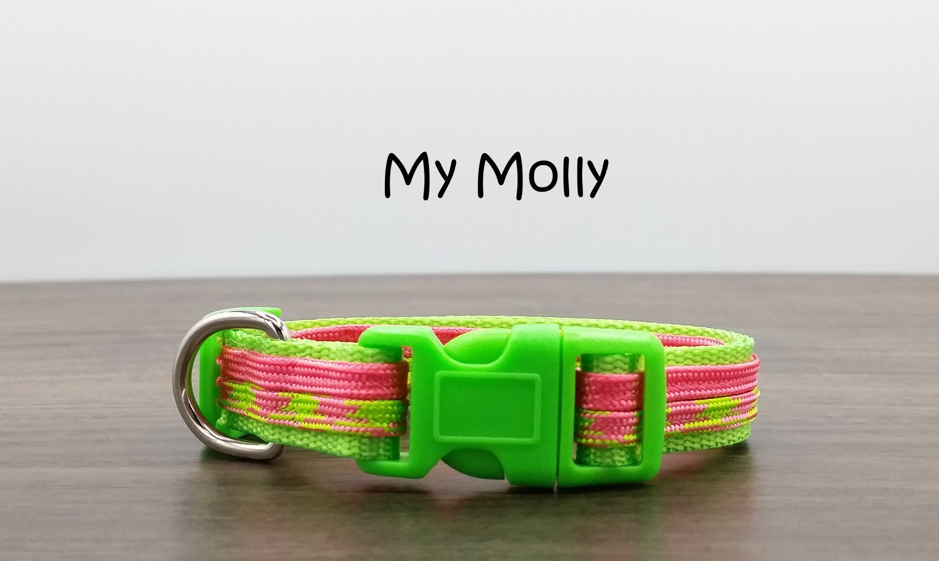 Neon green dog collar deals