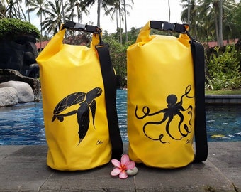 Waterproof Dry Bag - Dry Sack - 15 L - Turtle or Octopus