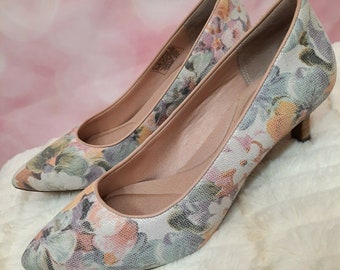 pastel kitten heels