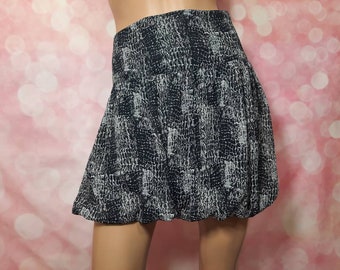 Vintage 90s Snake Print Bubble Mini Skirt Size M Grey Black Chiffon