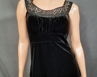 Y2K Black Velvet Whimsygoth Boho Witchy Sleeveless Top M  Sequined Empire Waist