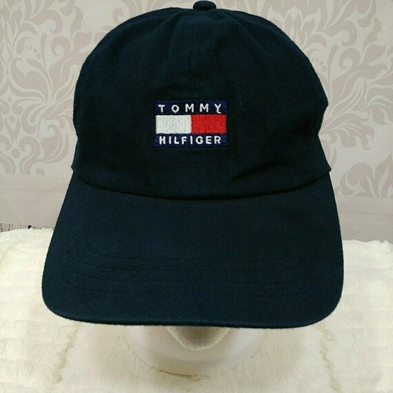 navy blue tommy hilfiger hat