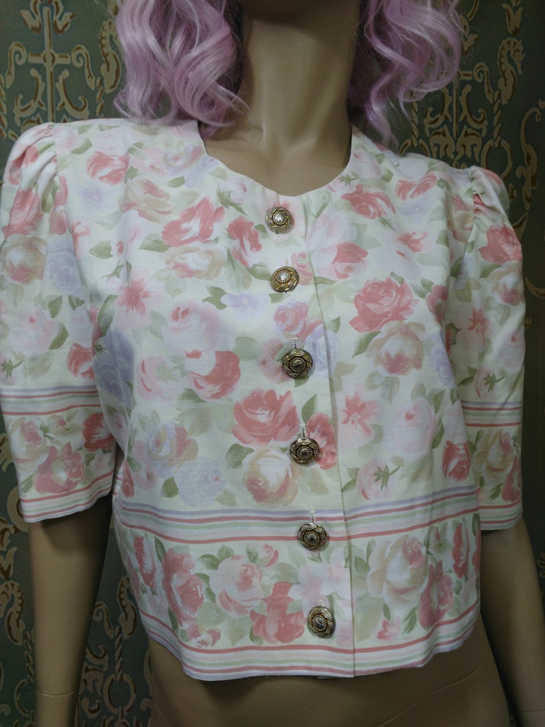 Vintage 80s Cropped Floral Top Button Front Blouse Puff Sleeves Boxy Size ML Cream Pink Green