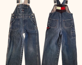 Vintage des années 90 salopette de charpentier Tommy Hilfiger pour enfants, denim bleu délavé moyen 6 x