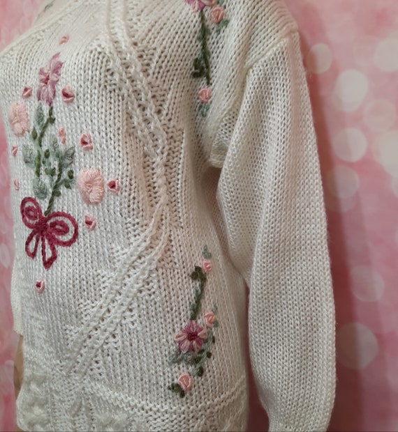 Vintage 80s Cottagecore Floral Handknit Sweater S… - image 7
