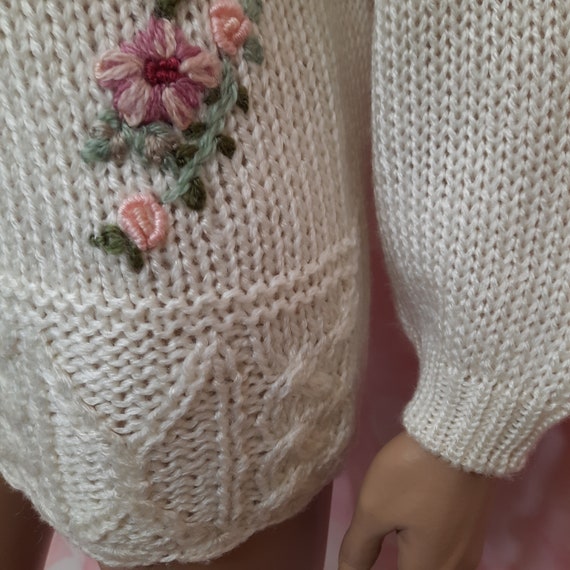 Vintage 80s Cottagecore Floral Handknit Sweater S… - image 6