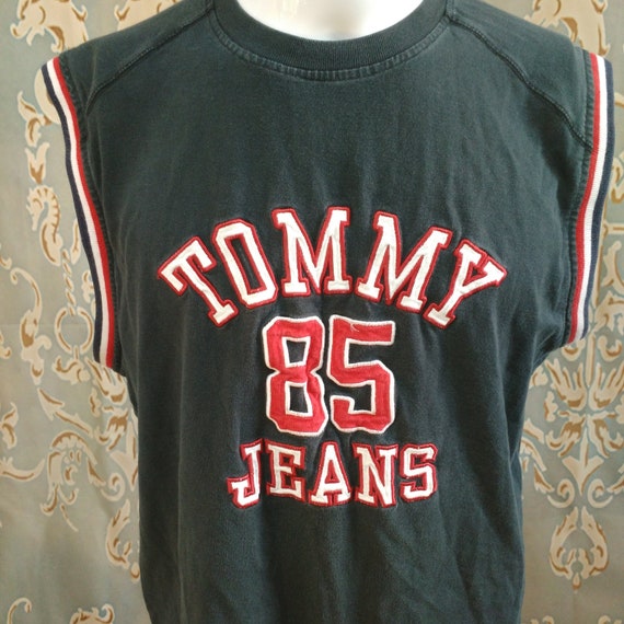 tommy hilfiger sleeveless t shirt