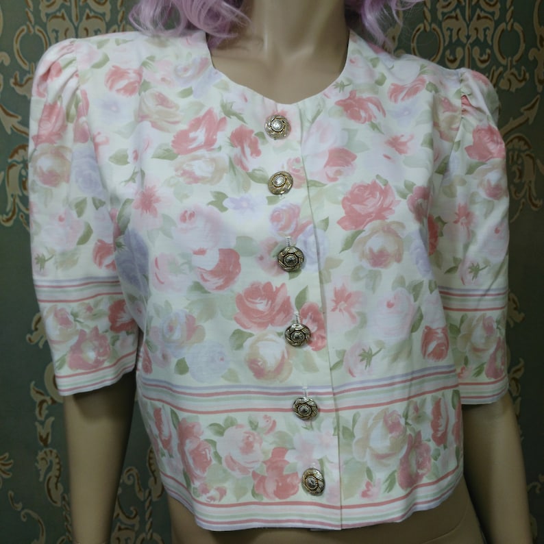 Vintage 80s Cropped Floral Top Button Front Blouse Puff Sleeves Boxy Size ML Cream Pink Green