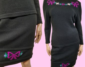 Vintage 80s Giorgio Grati Sweater Skirt Knit Set Black Floral Bow Pattern size M