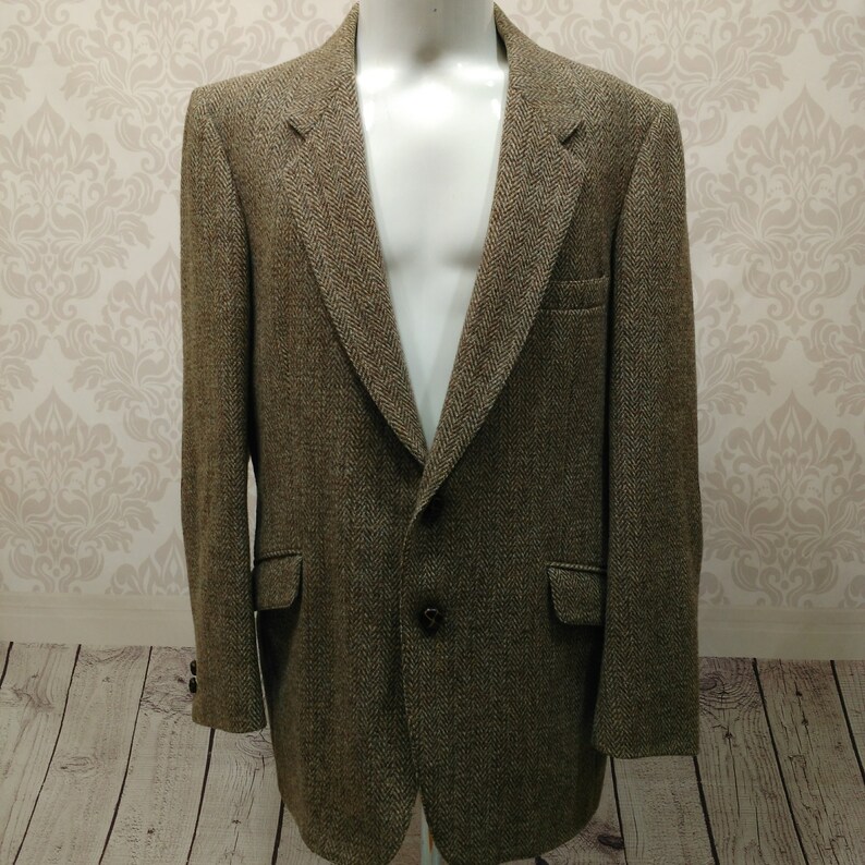 Vintage Harris Tweed Sport Coat Blazer Jacket Mens 40 R Suede Elbow Patches Herringbone Brown