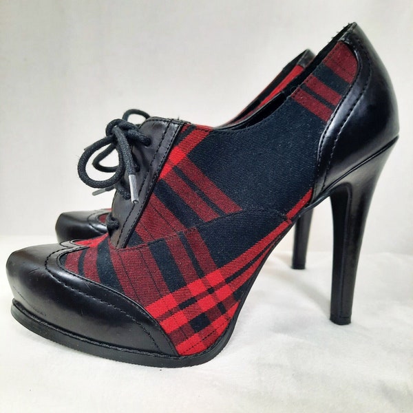 Y2k Le Chateau Red Plaid Lace Up Stiletto Pointed Toe Heels US 7 Punk Academia