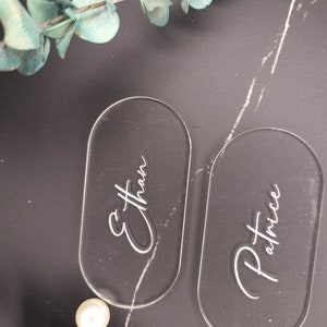 Cartões de lugar de casamento | Pequenos cartões de acrílico de uma linha | Cartões de nome ovais personalizados
