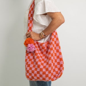 Pink and Orange Crochet Bag with PomPoms, Crochet shoulder bag, pink and orange summer bag, boho tote, checkered print bag, pink check bag image 2