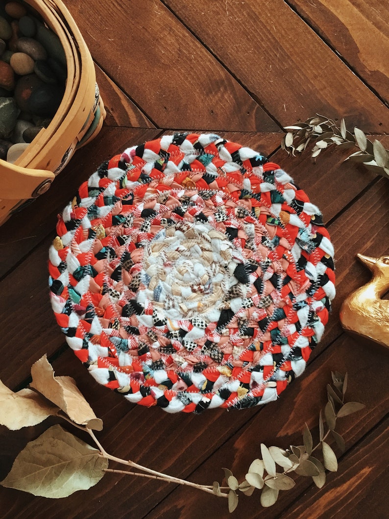 Braided Rug Potholder image 1