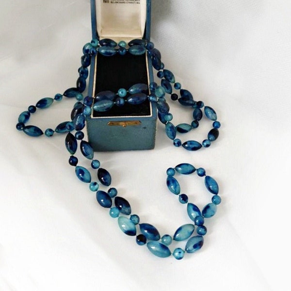 Vintage Moonglow  Blue Lucite Bead Necklace, 60's Rockabilly Blue Marble Lucite Bead Necklace, Long Blue Bead Necklace, Pin Up 50's Necklace