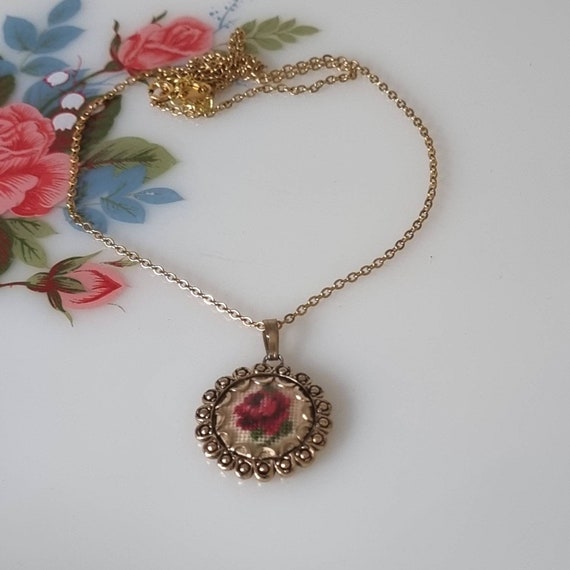 Vintage Cross Stitch Rose Pendant Necklace, Retro… - image 5