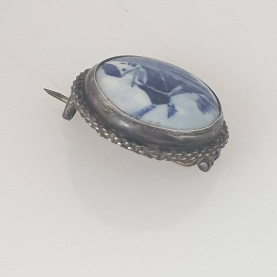 Antique Blue Delft Silver Brooch, Hand Painted Bl… - image 4