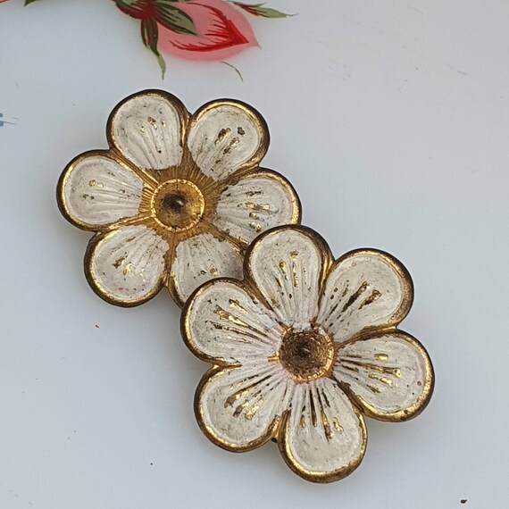 Vintage 60's White Enamel Daisy Earrings, Clip on