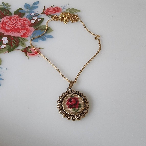 Vintage Cross Stitch Rose Pendant Necklace, Retro… - image 7