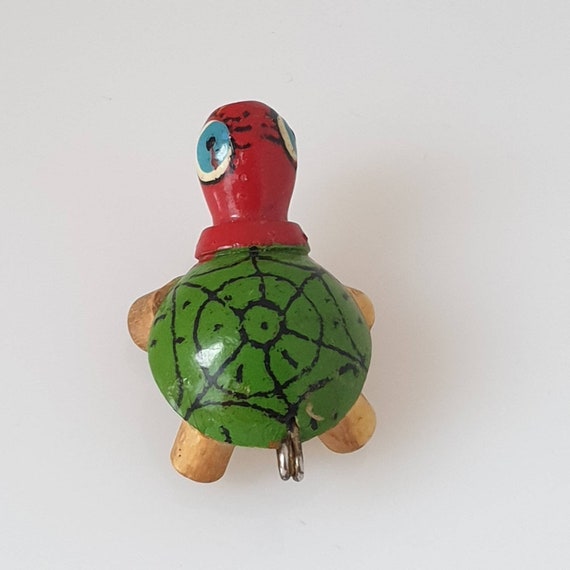 Vintage Tortoise Brooch, Wooden Hand painted Tort… - image 5