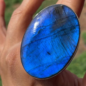 Big Labradorite Oval Ring, Blue Flash Gemstone Statement Ring, 925 Silver Chunky Boho Ring, Healing Crystal Jewelry Gift
