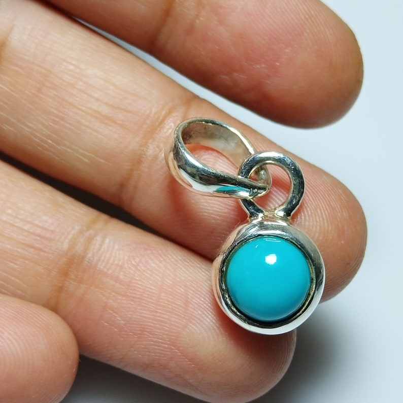 Arizona Turquoise pendant,Kingman Turquoise Pendant Sleeping Beauty Turquoise 925 Sterling Silver pendant,Healing Stone,Gift Best Friend her