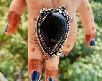 Black Onyx & Carnelian Sterling Silver Skull Ring - Witchy Halloween Jewelry
