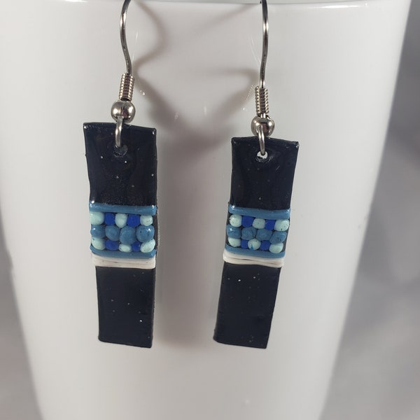 Sleek Black and Blue Sculpted Earrings