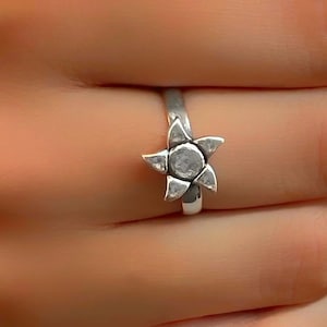 Handmade Sterling Silver Adjustable Sunflower Ring For Women, Unique Star Cool Rings For Teens, Trendy Midi Ring, Minimalist Thumb Ring