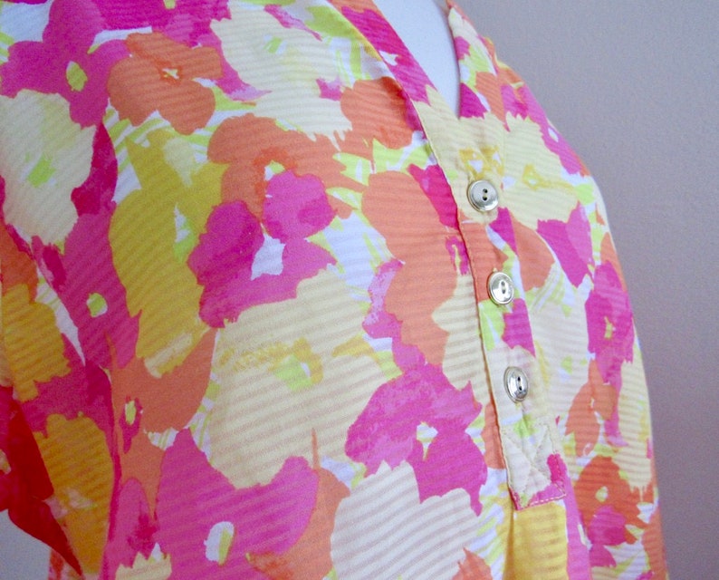 Size 14 Vintage Pink orange and yellow 34 length sleeve floral tunic beach cover-up