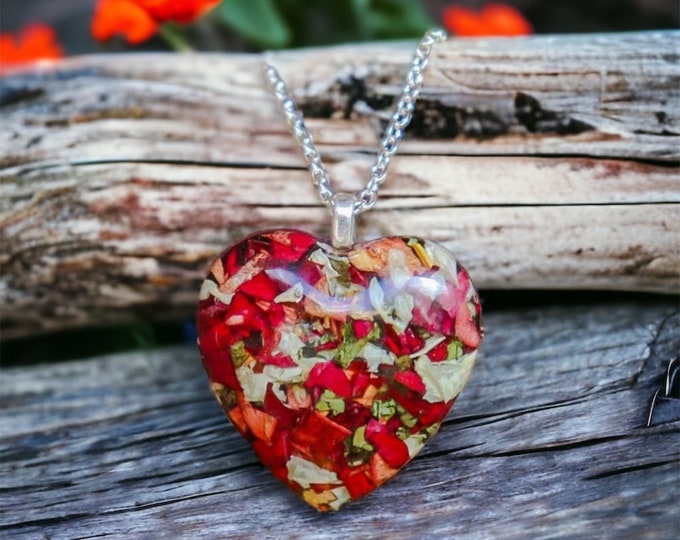 Memorial Beads.  Memorial Jewelry, Wedding Flowers. Jewelry made from Funeral Flowers. Made with real flowers