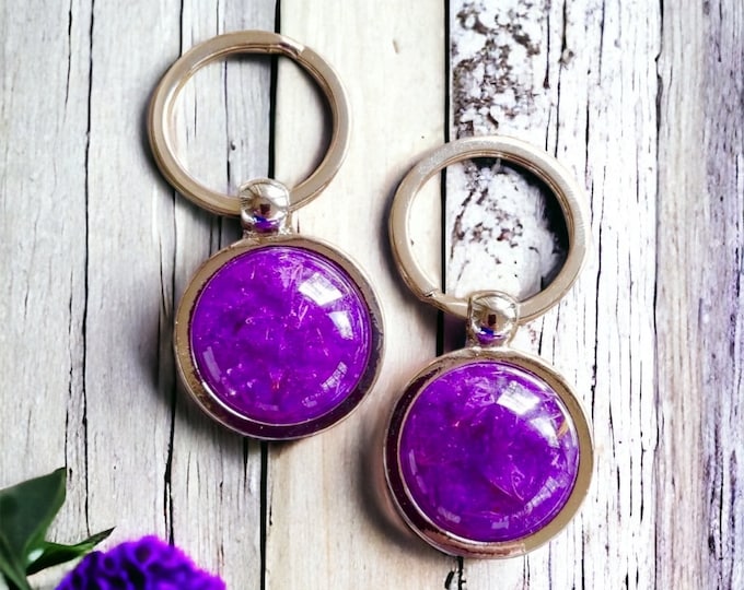 25mm keychain. Wedding Flowers.  Memorial Jewelry, Jewelry made Funeral Flowers. Made with real flowers