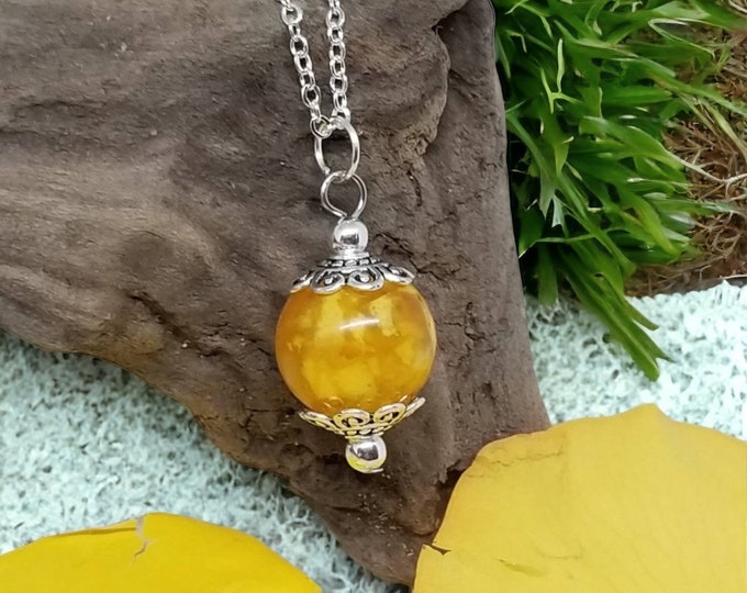 12mm and 16mm Flower Petal Necklace. Memorial Jewelry, Memorial Beads. Wedding Flowers. Funeral Flowers.Made with real flowers