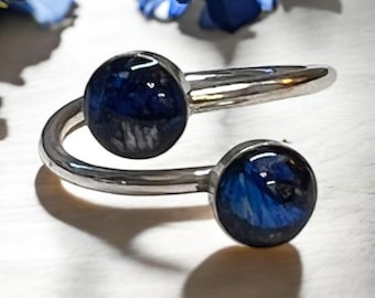 Memorial Jewelry, Sterling Silver Ring. Wedding Flowers. Keepsake treasures made with real flowers