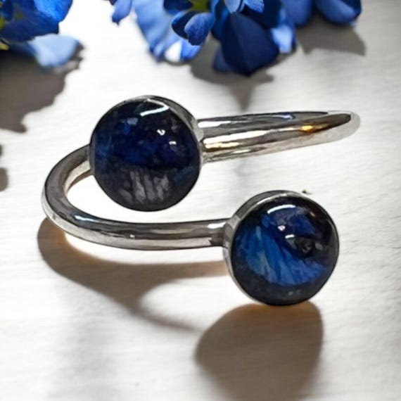 Memorial Jewelry, Sterling Silver Ring. Wedding Flowers. Keepsake treasures made with real flowers