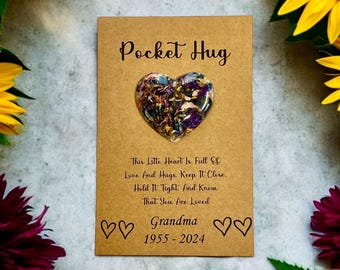 Memorial Flower Pocket Hug Bead, Keepsake with Wedding Funeral Flowers