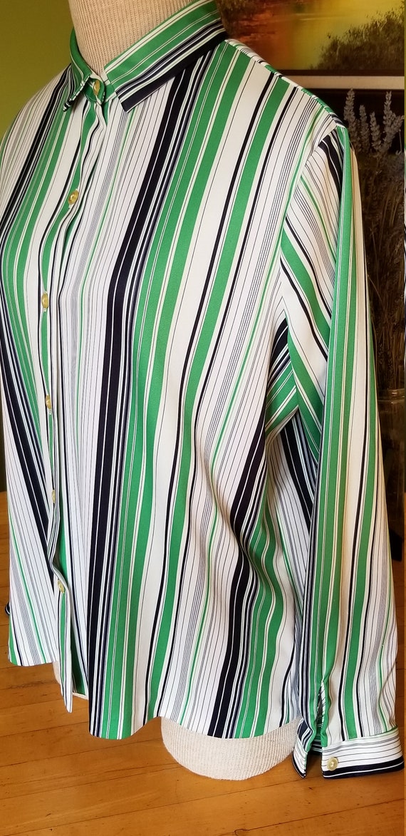 Vintage Women's Long Sleeve Green Striped Button … - image 3