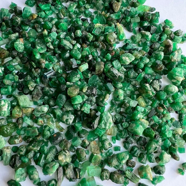 Natural Small Emerald Pieces, Raw Genuine Emerald Gemstones