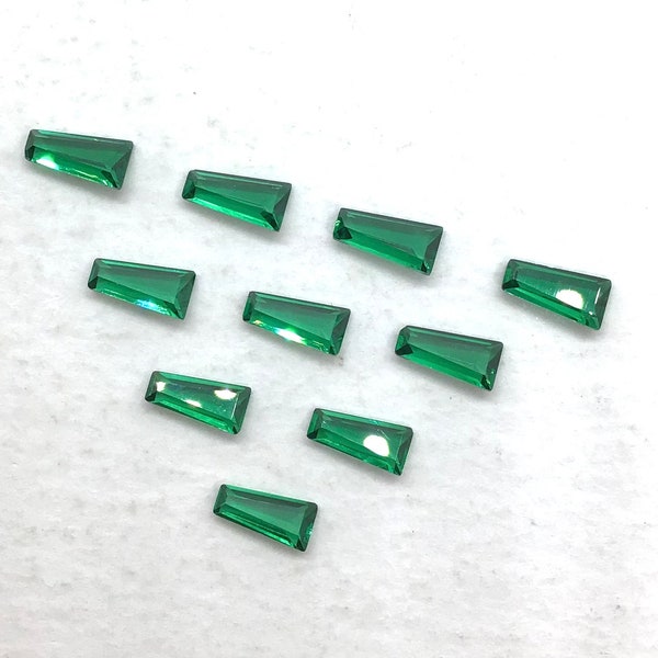 Emerald Tapper Cut Faceted, Lab Created Emerald, Green Nano Crystal Emerald Tapered , Trapezoid Baguette Cut Faceted Calibrated Size