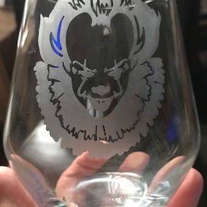 Bicchiere da vino inciso - Pagliaccio spaventoso - Personalizzato